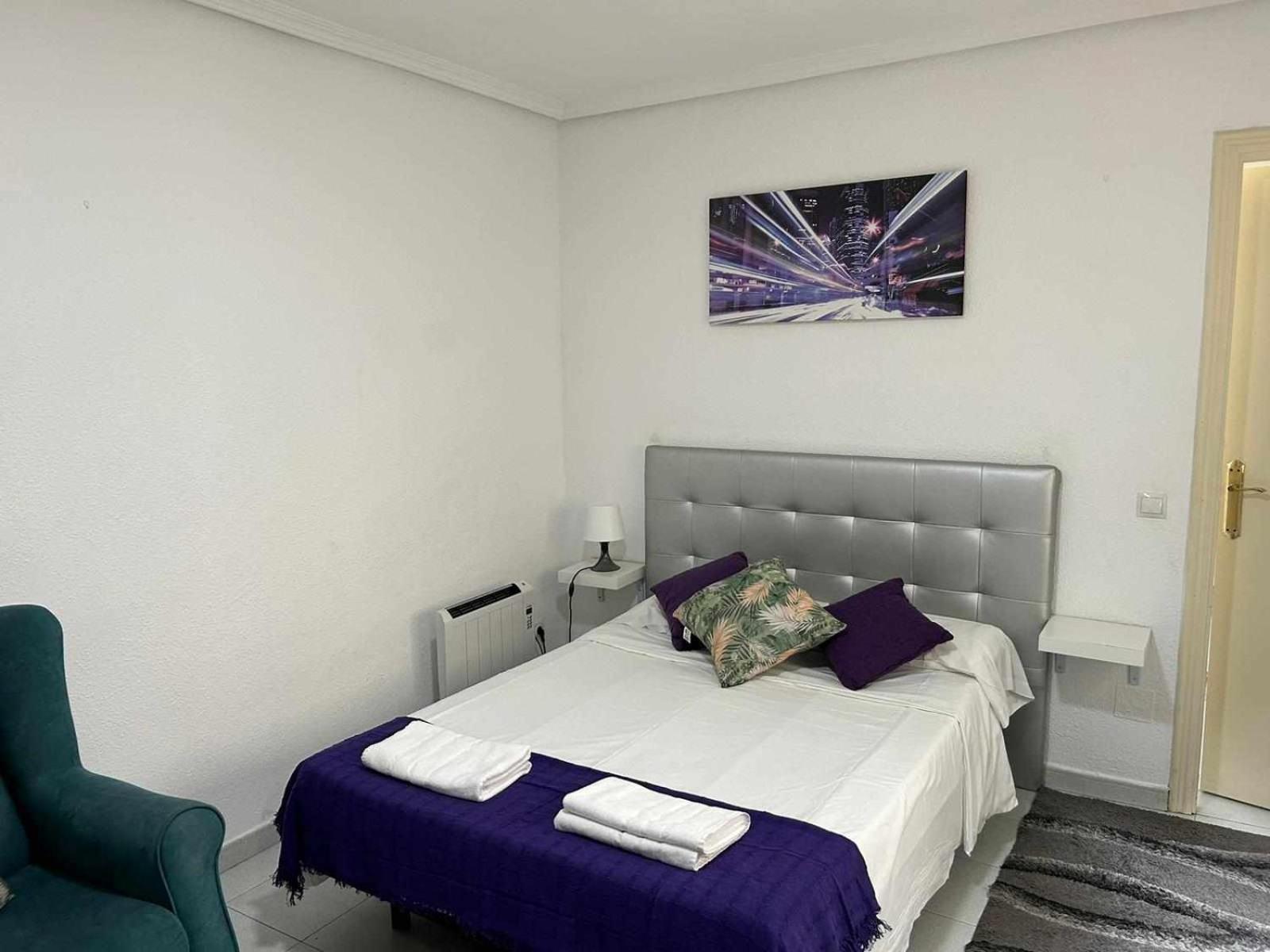 Estudio En Plaza Callao Madrid Buitenkant foto
